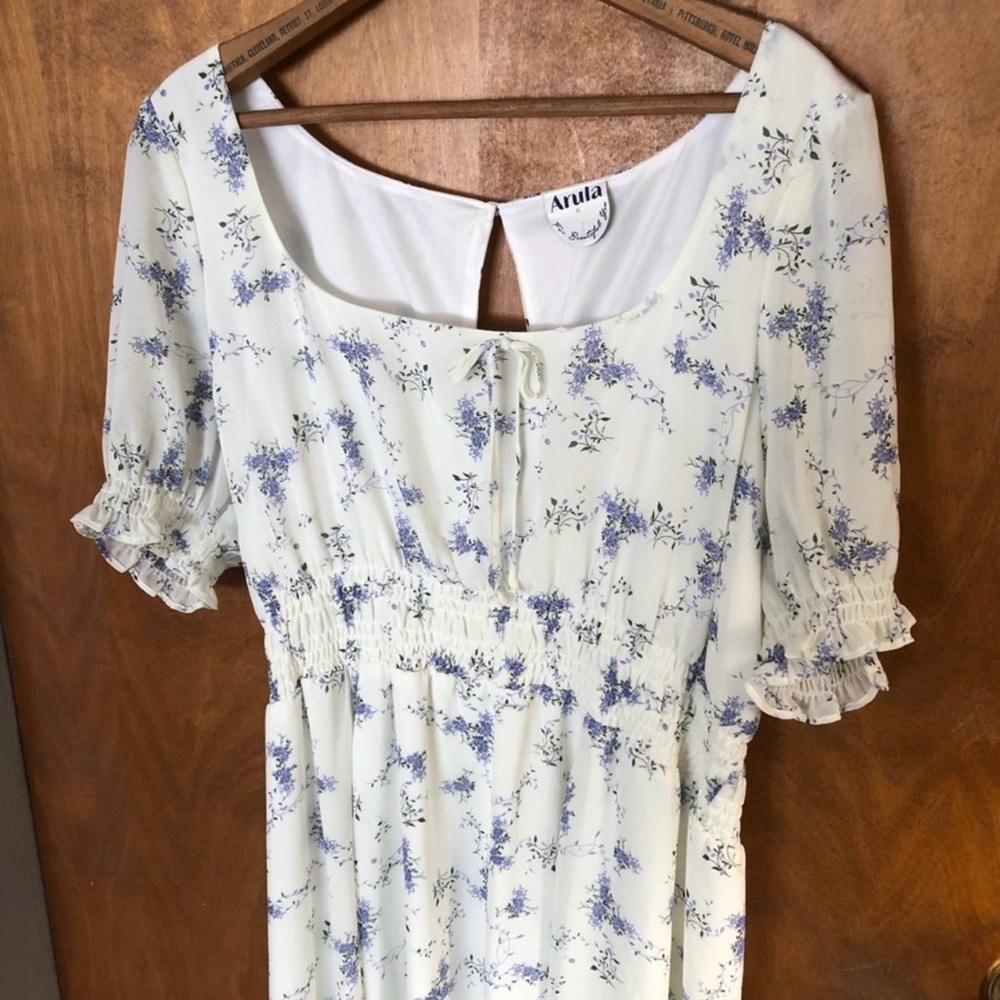 Arula White Floral Milk Maid Puff Sleeve Dress Cottagecore - Picture 3 of 5